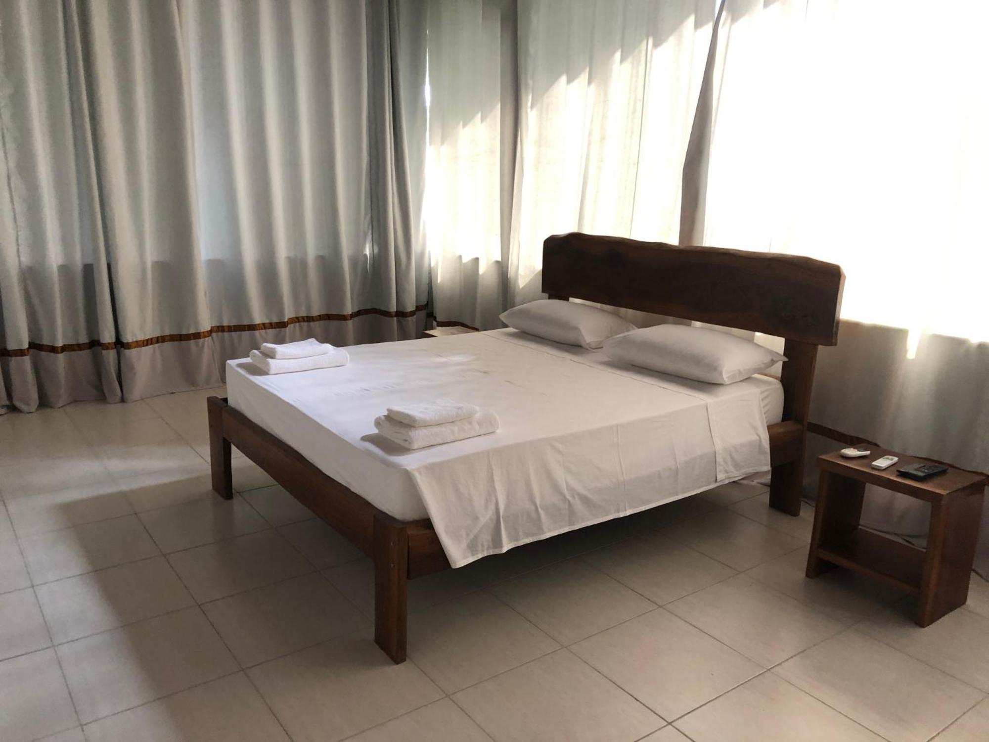 Deck Da Villa Pousada 乌巴图巴 外观 照片