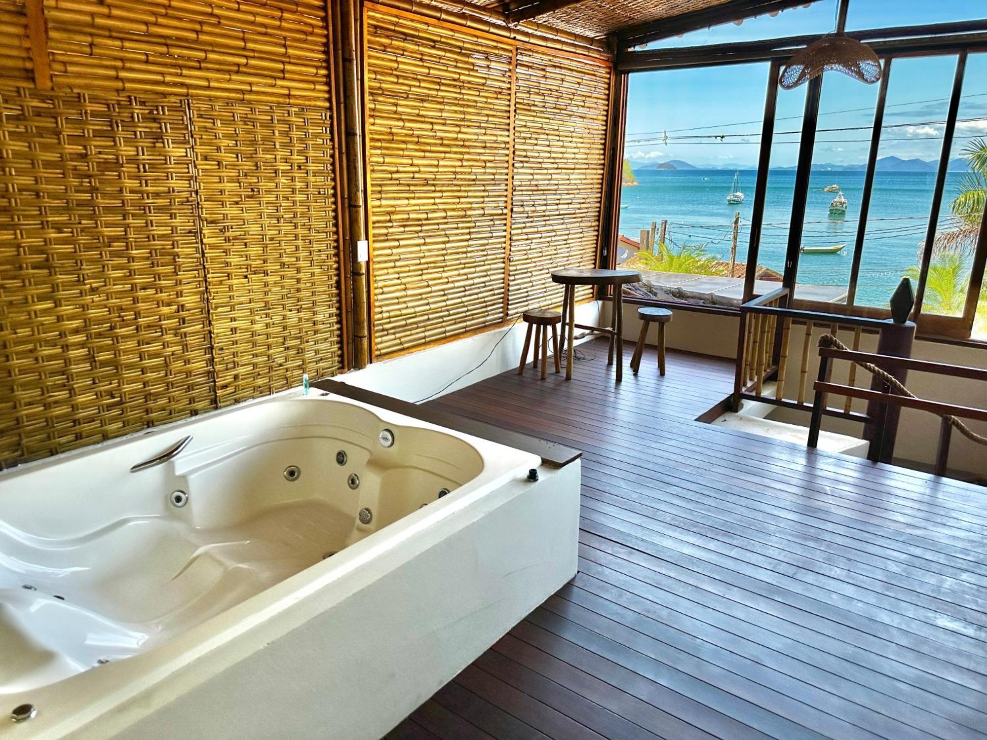 Deck Da Villa Pousada 乌巴图巴 外观 照片